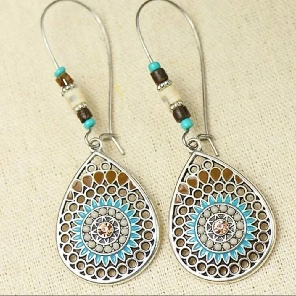 Beaded Bohemian Dangle Earrings - Picture 4 of 4